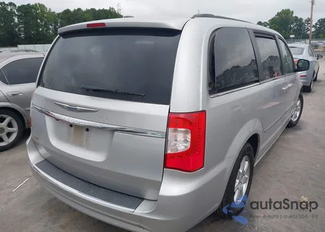 2012 Chrysler Town & Country Touring z USA, uszkodzony, nr VIN 2C4RC1BG5CR306913